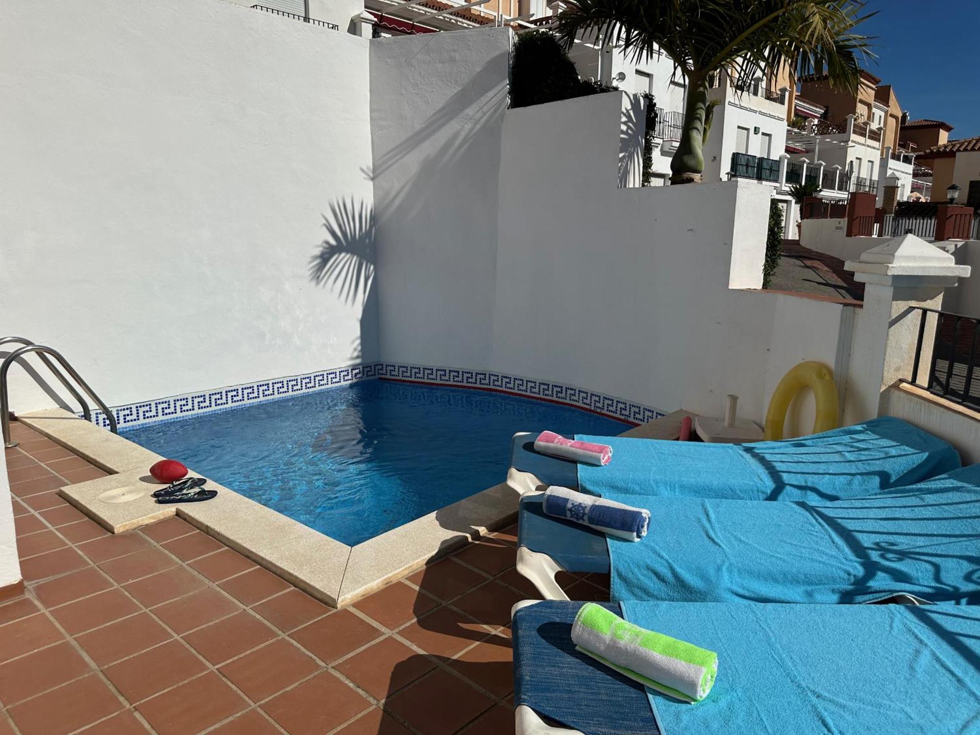 Spacious Family Villa Aljamar 8A 内尔哈 外观 照片